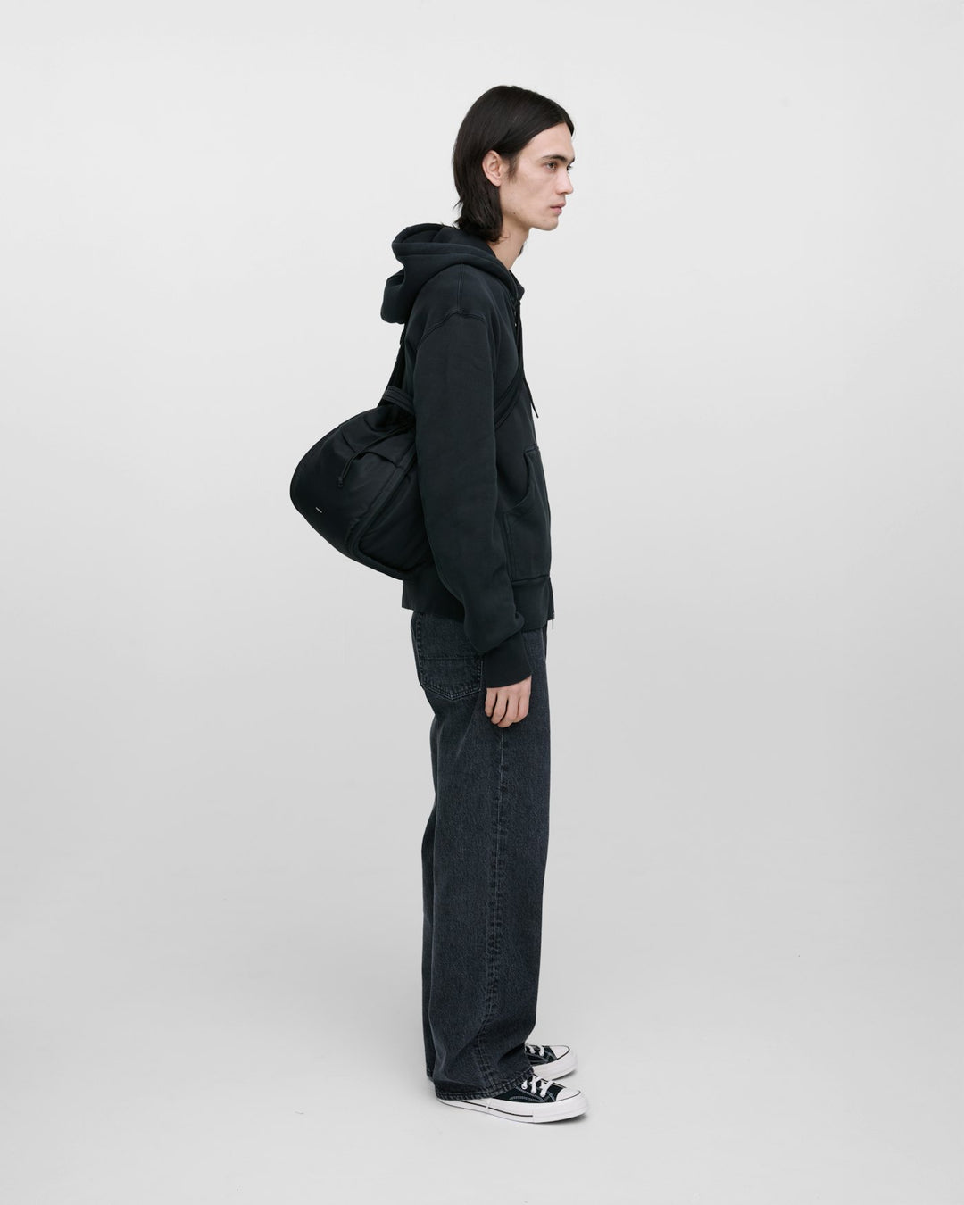 Curve Bucket Bag Black