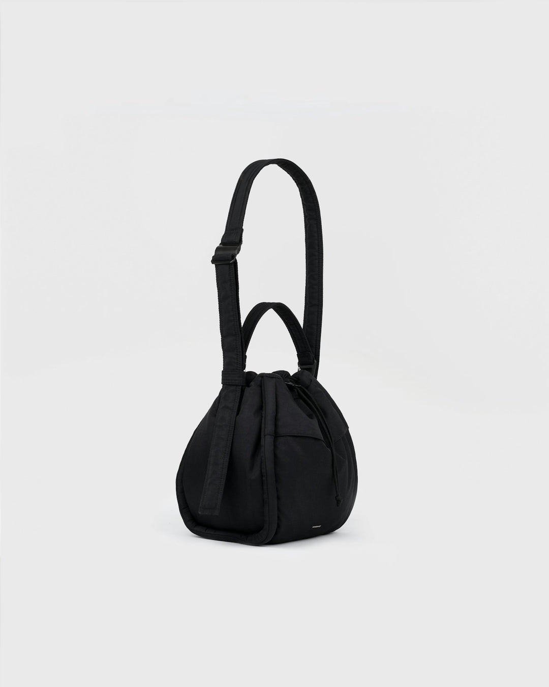 Curve Bucket Bag Black