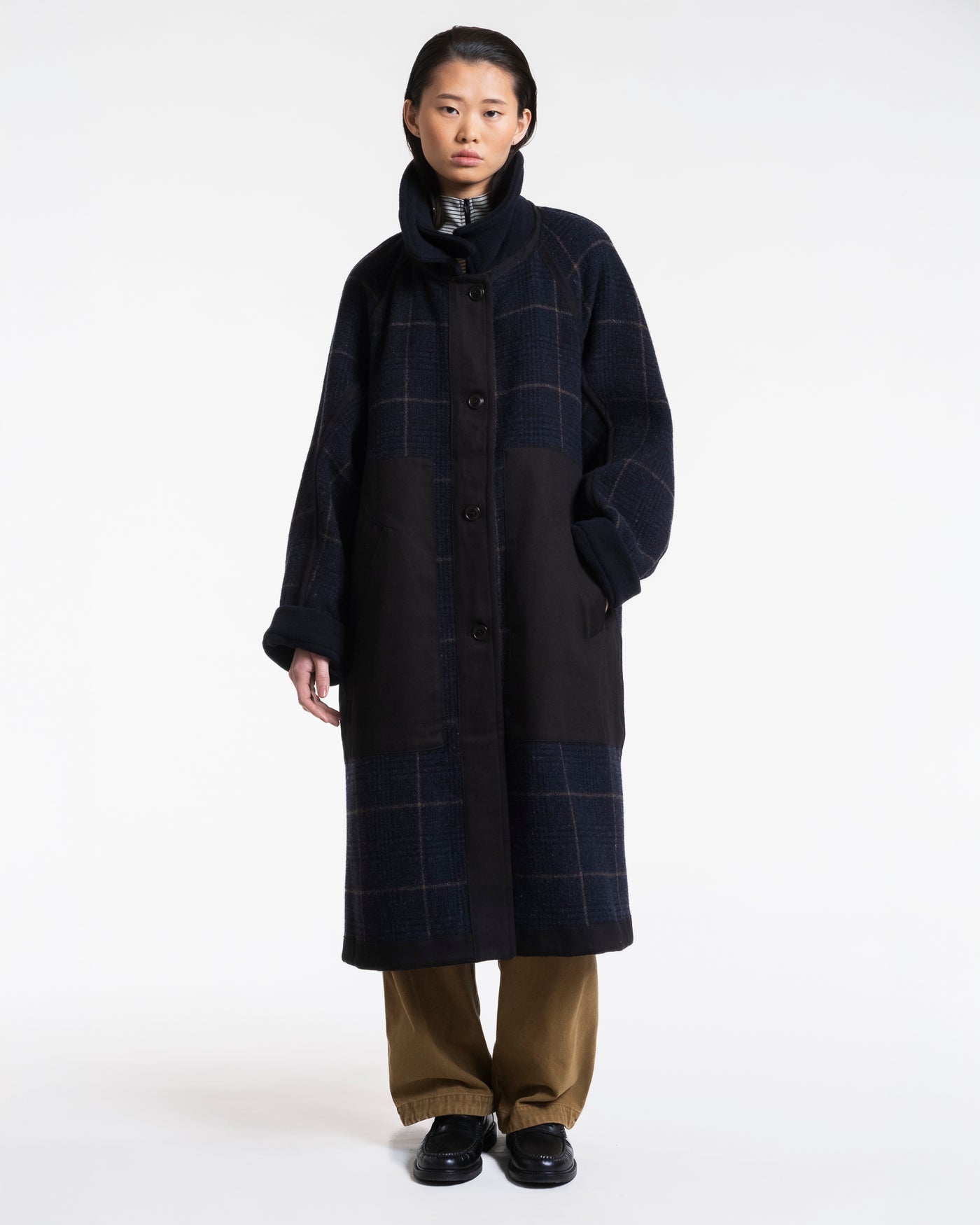 G.o.D Army Trench Reversible Tambura Golf Wool Navy/Brown Check