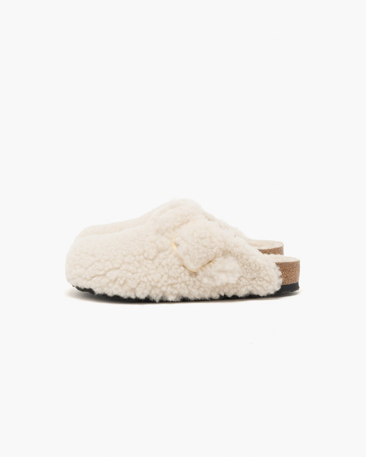 Birkenstock ボストン ビッグバックル テディ エッグシェル
