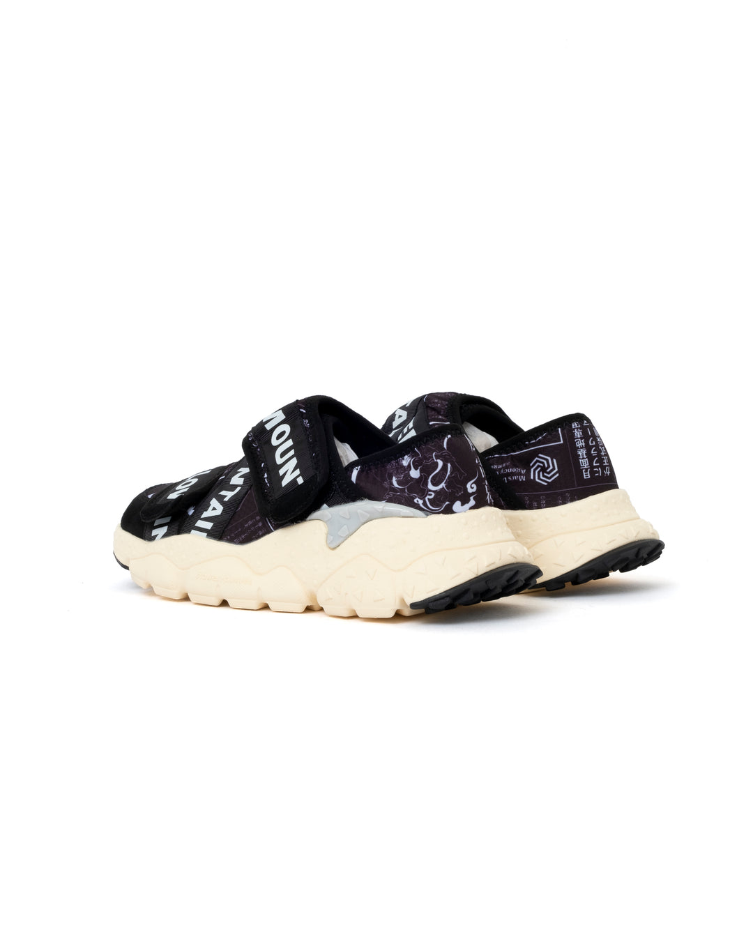 Flower Mountain New Camp Suede/Nylon Newspaper Black/White (Woman)