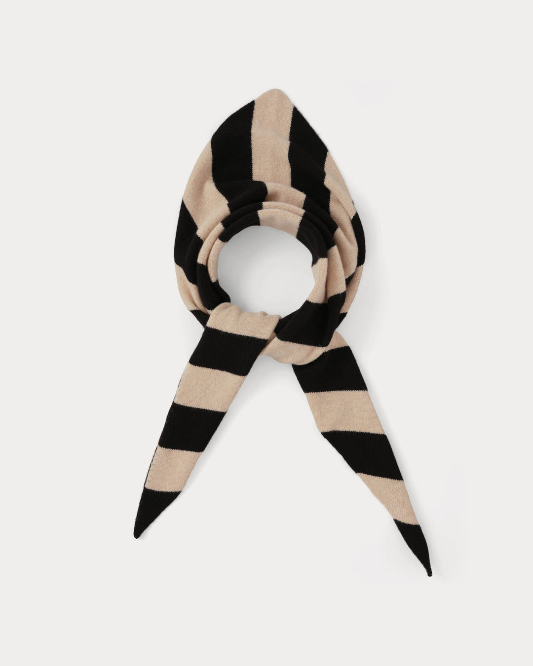 JG Large Stripe Triangle Black/Oatmeal