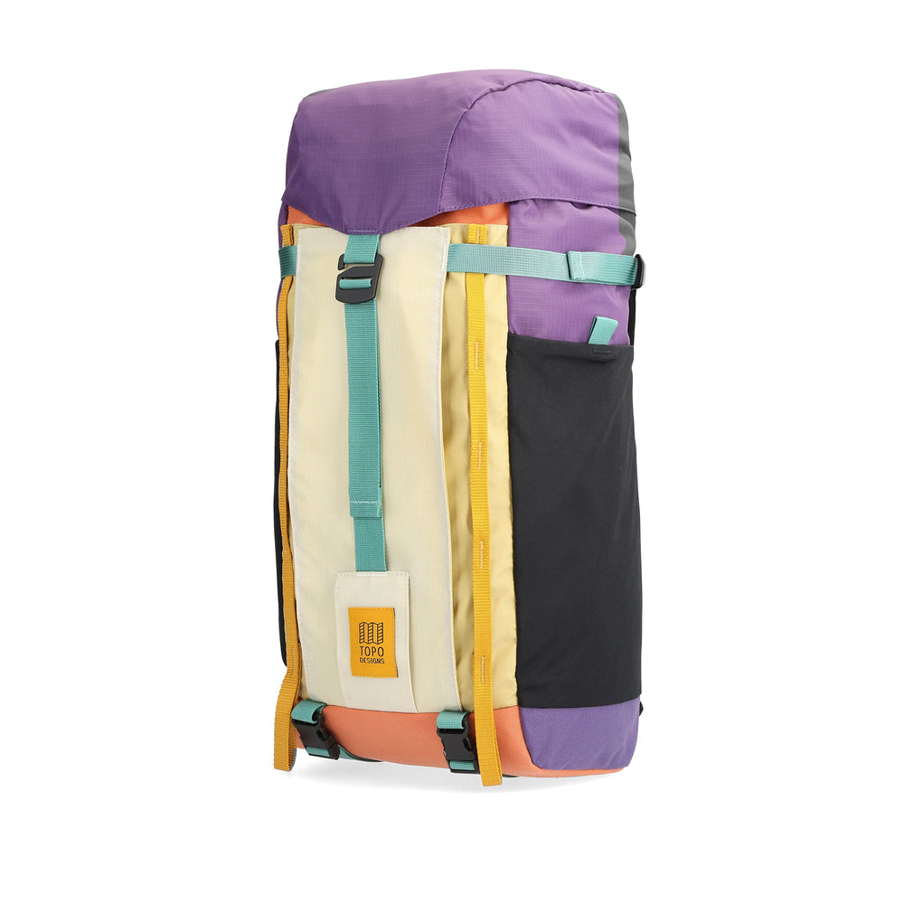 Topo Designs Mountain Pack 16L Loganberry/Bone White