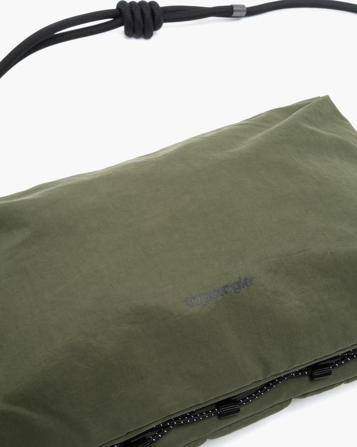 Topologie Wares Bottle Sacoche Large Deep Forest + 8mm Rope Strap Black