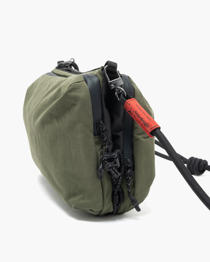 Topologie Wares Bottle Sacoche Large Deep Forest + 8mm Rope Strap Black