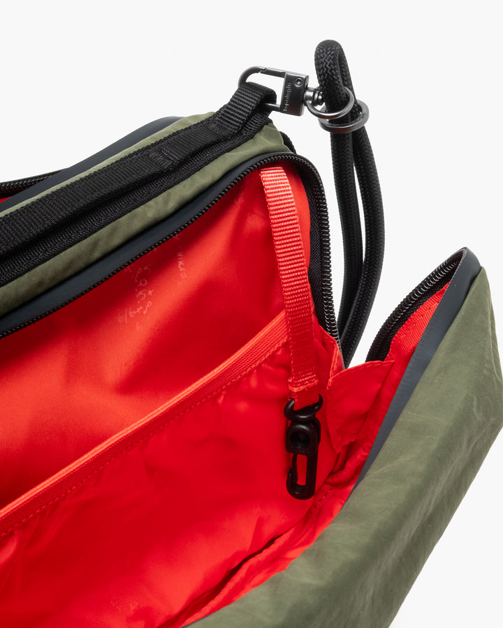 Topologie Wares Bottle Sacoche Large Deep Forest + 8mm Rope Strap Black