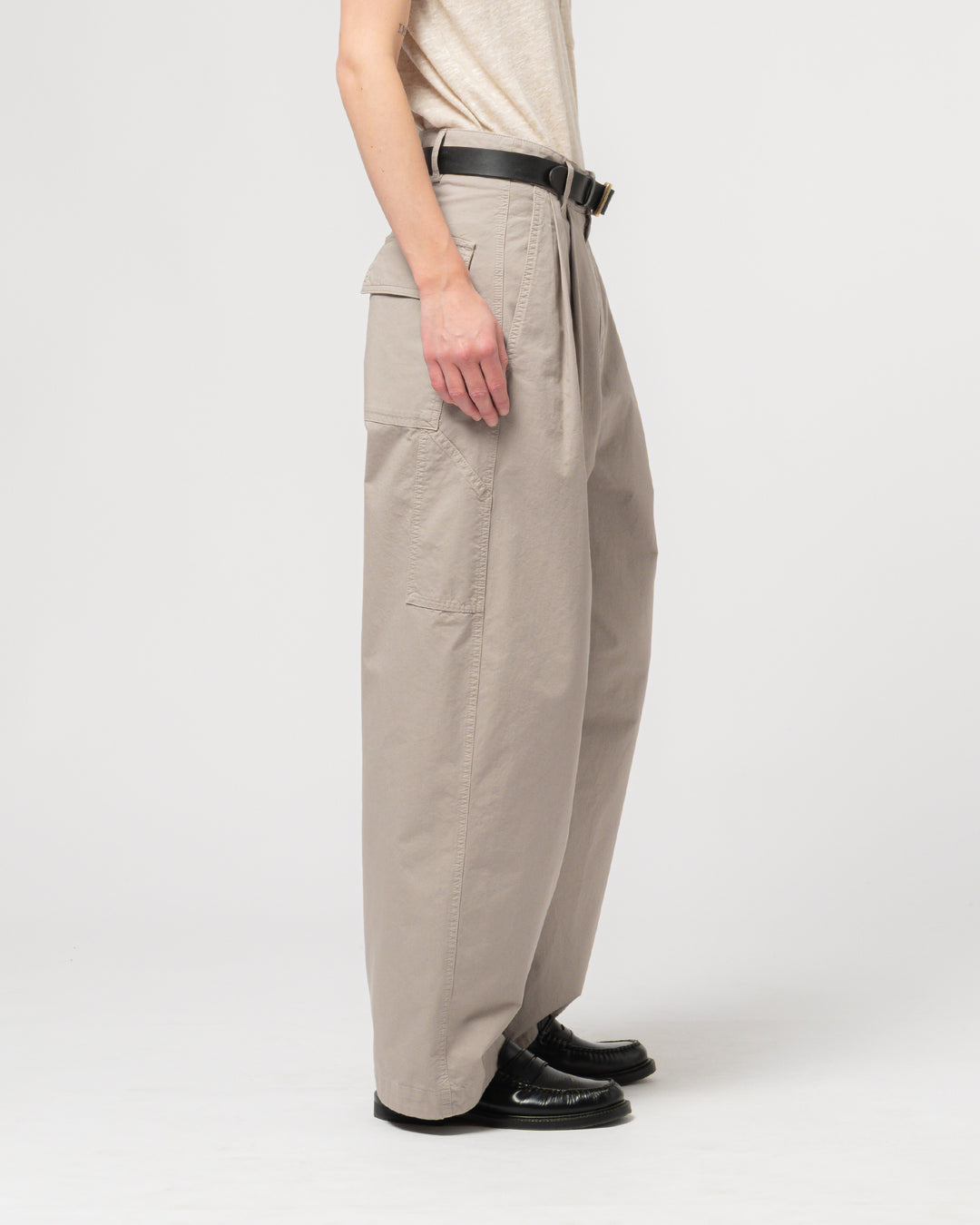 Ambassador Pants Crispy Cotton Oyster