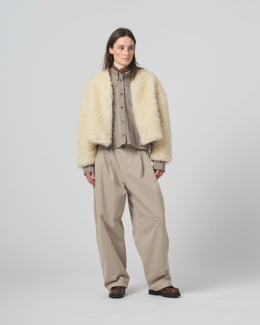 Ambassador Pants Gabardine Satin Oyster