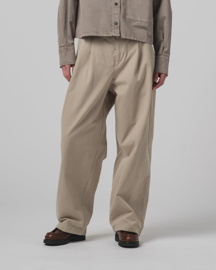 Ambassador Pants Gabardine Satin Oyster