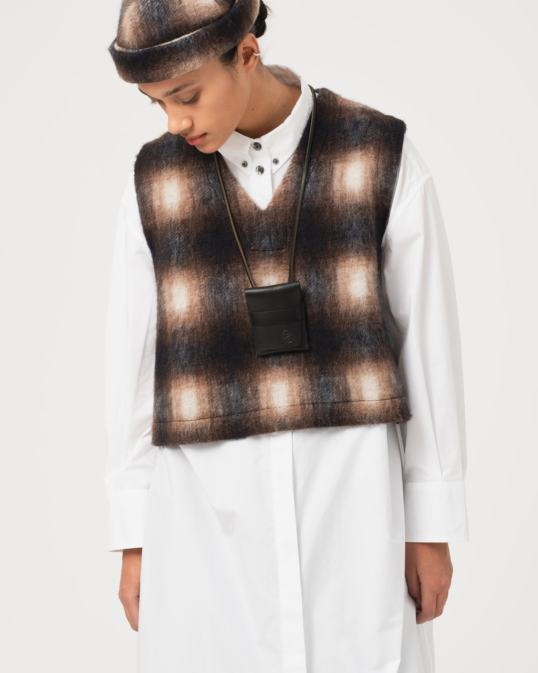 G.o.D Vee Vest Felted Check Sepia / Cream