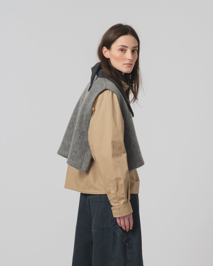 G.o.D Vee Vest Mohair Fleece Asphalt