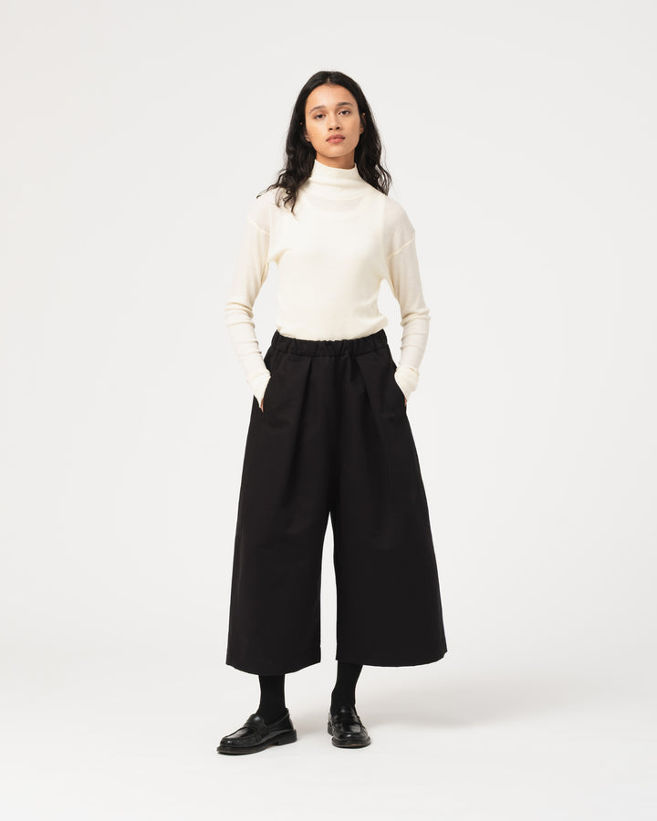 G.o.D Turtle Neck Rib Wool Off White