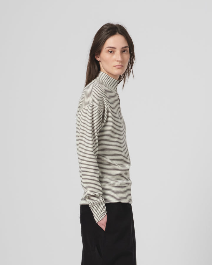 G.o.D Zipper Pull Over Light Wool Ecru/Black