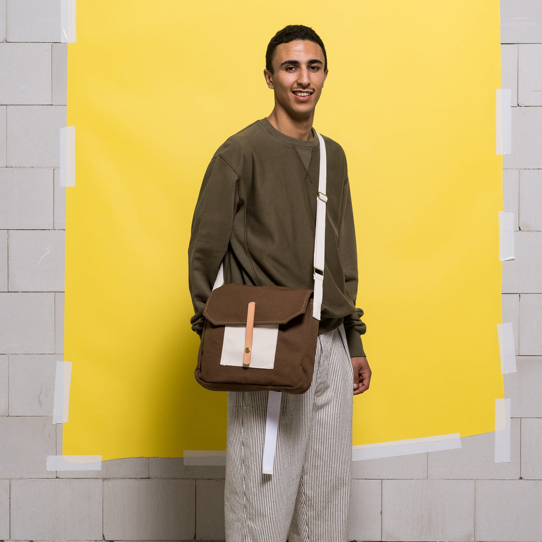 Canvas Shoulder Bag Medium Brown